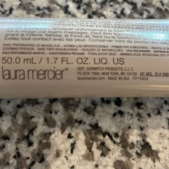 Laura Mercier Foundation Primer - Blemish-less, Cream Partial - Picture 3 of 6